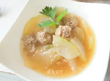 Tomato meatball soup