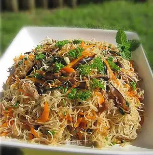 Hometown fried rice noodles