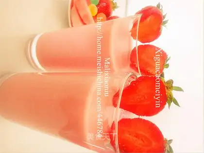 Watermelon strawberry ice drink