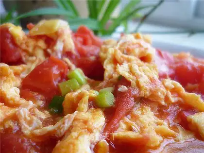 Scrambled egg with tomato