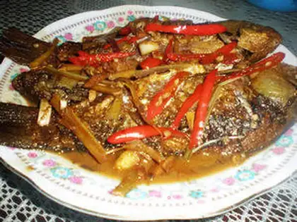 braised crucian carp