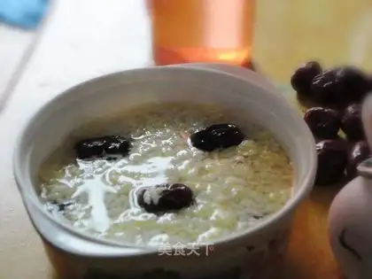 Distillery grains, red dates and egg flower soup