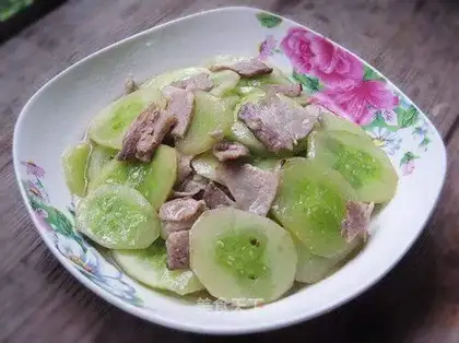 cucumber slices