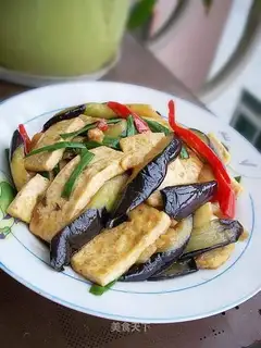 stir-fried tofu with eggplant