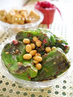 Home-cooked tiger skin and green pepper