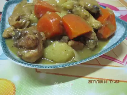 Curry chicken and vegetable rice