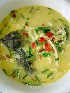 Fish head and golden needle soup