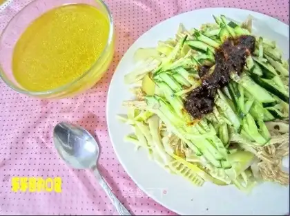 Shredded chicken salad