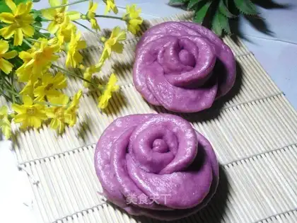 Purple sweet potato buns