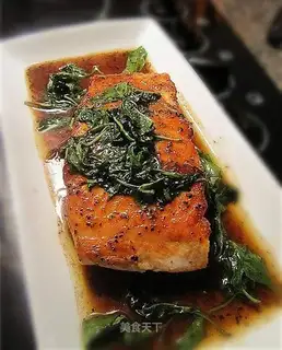 Jiucenta black pepper salmon