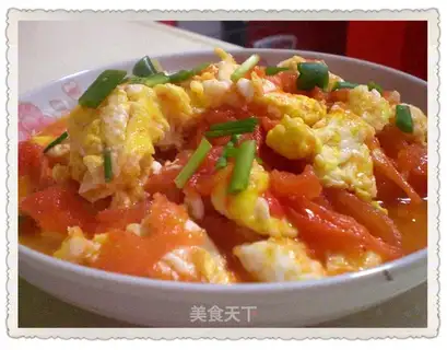 Scrambled egg with tomato