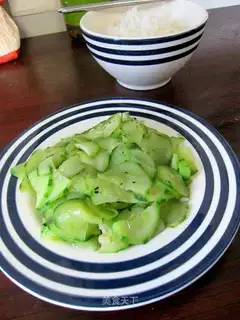 Cucumber with garlic