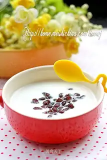 Red bean yogurt