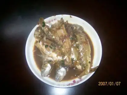 Braised small yellow croaker with spring onions