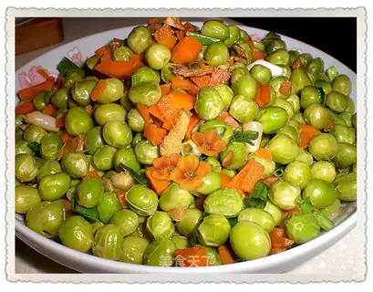 stir-fried peas with carrots