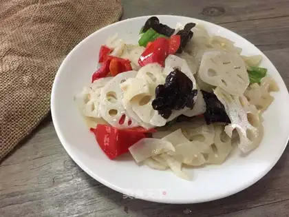 Jealous little slices