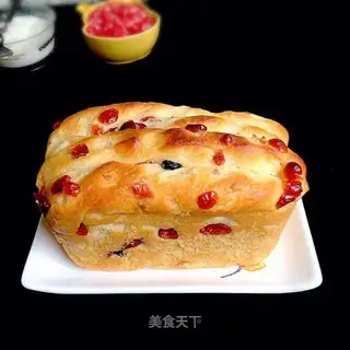 Double-berries milk hand tore