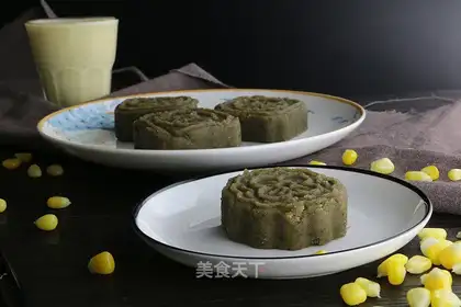 Green bean cake