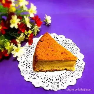 Peanut sugar cake