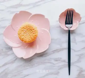 Old bristle cake