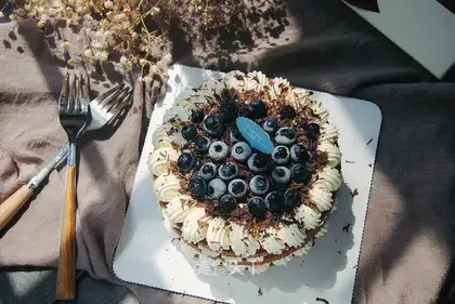 Chocolate cream cake