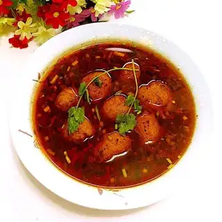Red burn meatballs