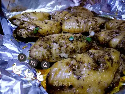 Roasted chicken wings