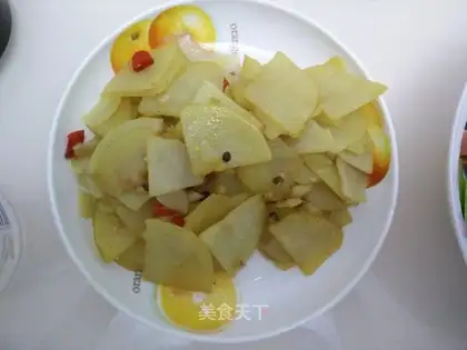 Spicy potato chips