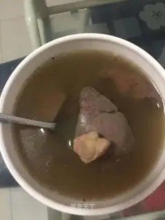 Pigs make chicken bones