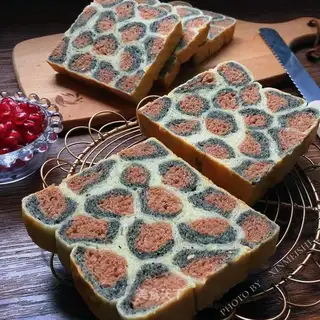 Leopard toast