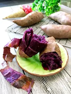 Roast potatoes