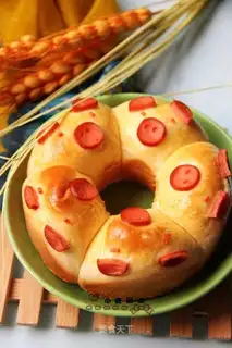 Squeeze the pig's bread