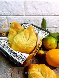 Coconut bread