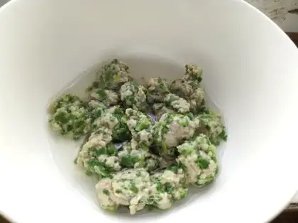Baby food supplements - spinach meatballs