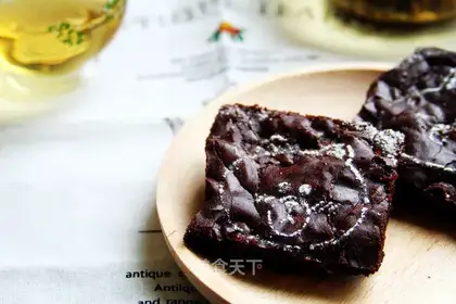 Chocolate peach brownie