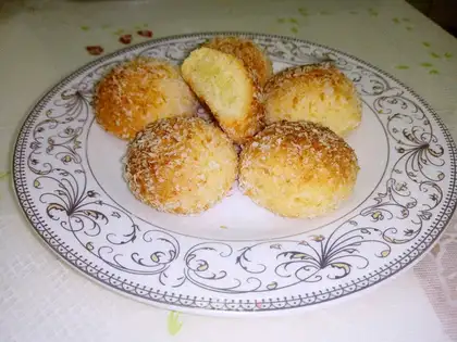 Sofa coconut ball