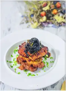 Onion toast