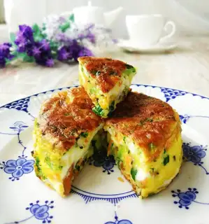 Breakfast vegetable fried eggs