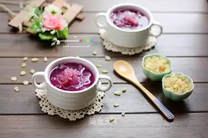 Soap-fruit silver spoons