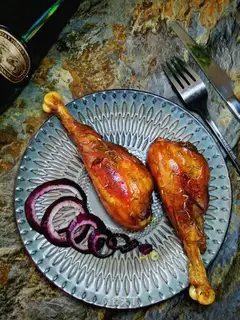 Roasted chicken legs