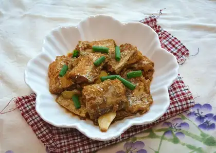 Red-fried fish