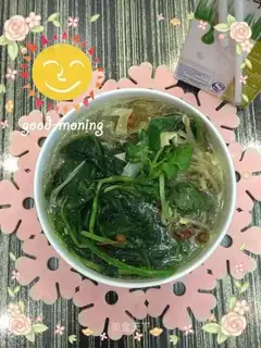 Warm stomach and vegetable soup