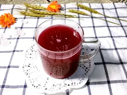 Fresh pomegranate juice