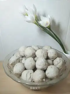 Powderballs