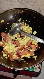 Ham fried eggs