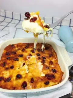 Cheese cranberry potatoes