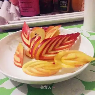 Apple Swan