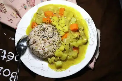 Curry chicken