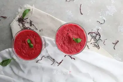 Beet pineapple juice