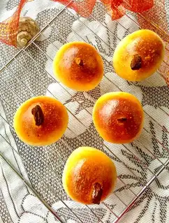 Yogurt apple bread